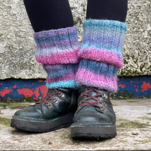 Load image into Gallery viewer, Leg Warmers - Fuchsia Water