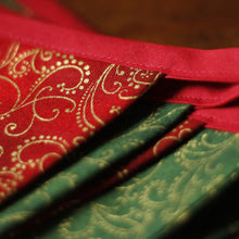 Load image into Gallery viewer, Christmas Bunting - red ribbon