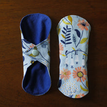 Load image into Gallery viewer, 'Dainty' Cloth Panty Liner