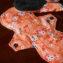 Load image into Gallery viewer, 'Dandelion' Cloth Menstrual Pad