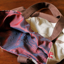 Load image into Gallery viewer, Vanille Tote Bag