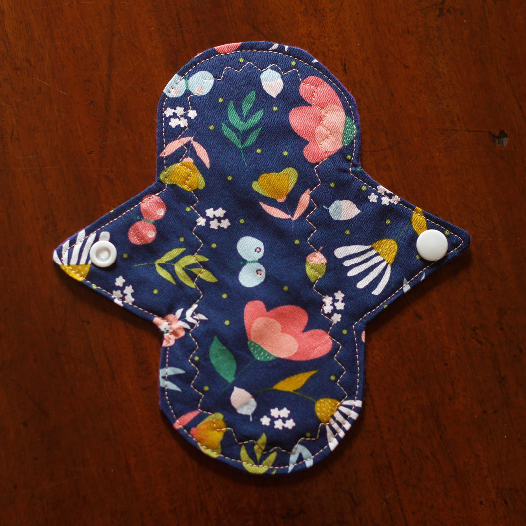 'Acorns' Cloth Panty Liner