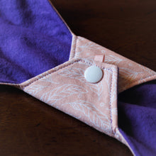 Load image into Gallery viewer, &#39;Feather&#39; Cloth Menstrual Pad
